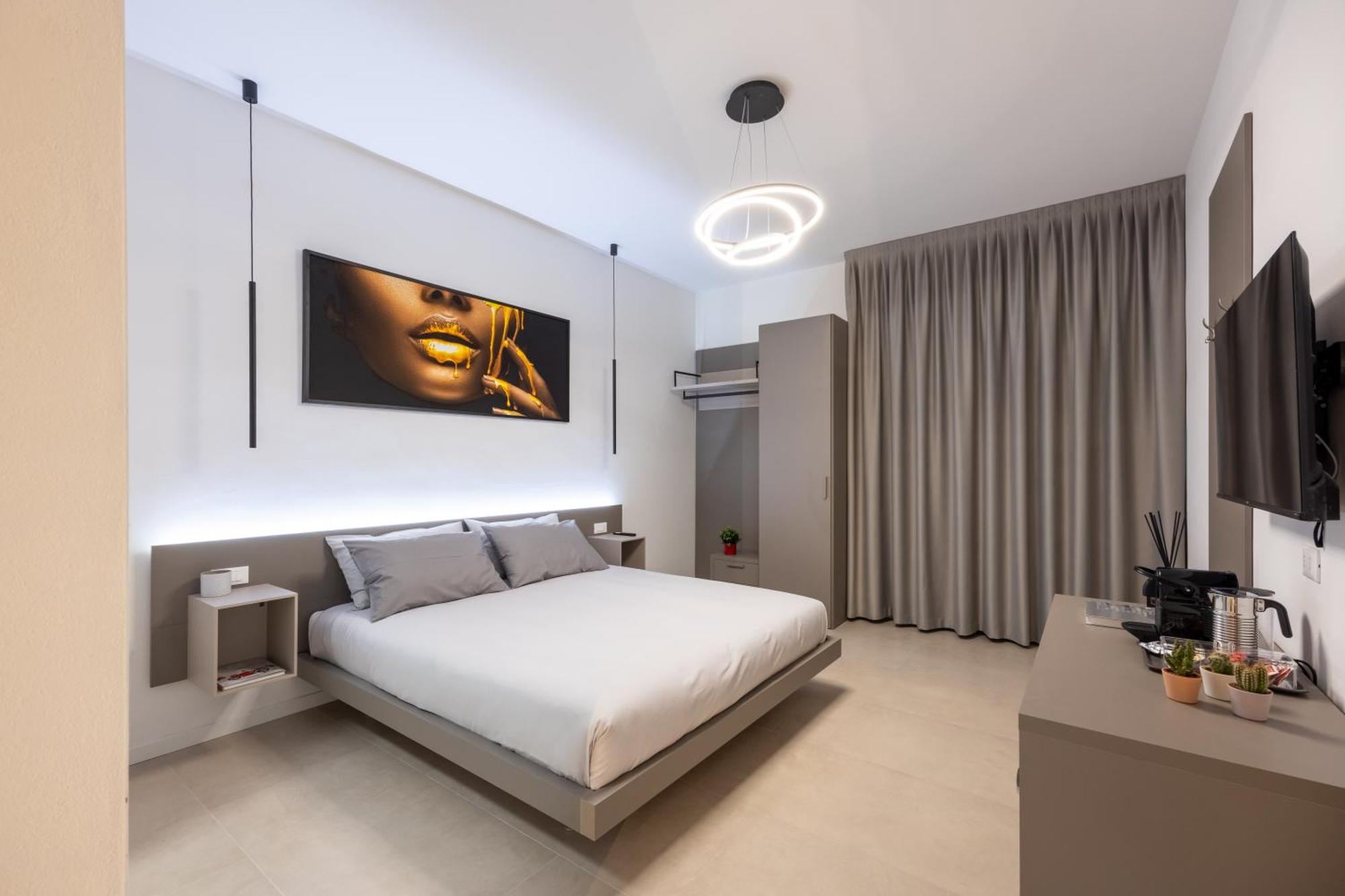 בולוניה Luxury Station Suite מראה חיצוני תמונה