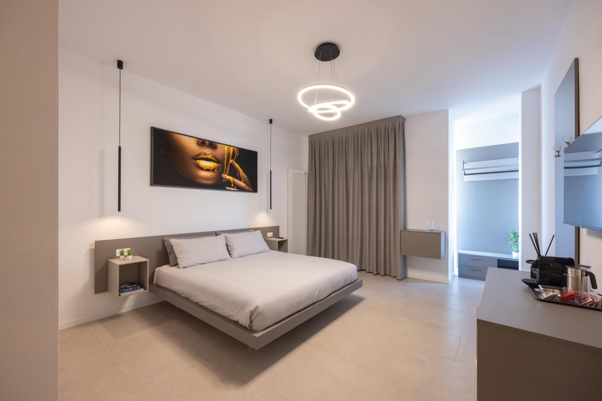 בולוניה Luxury Station Suite מראה חיצוני תמונה