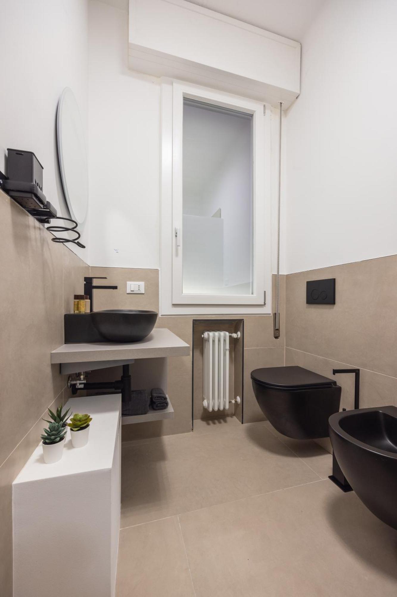 בולוניה Luxury Station Suite מראה חיצוני תמונה
