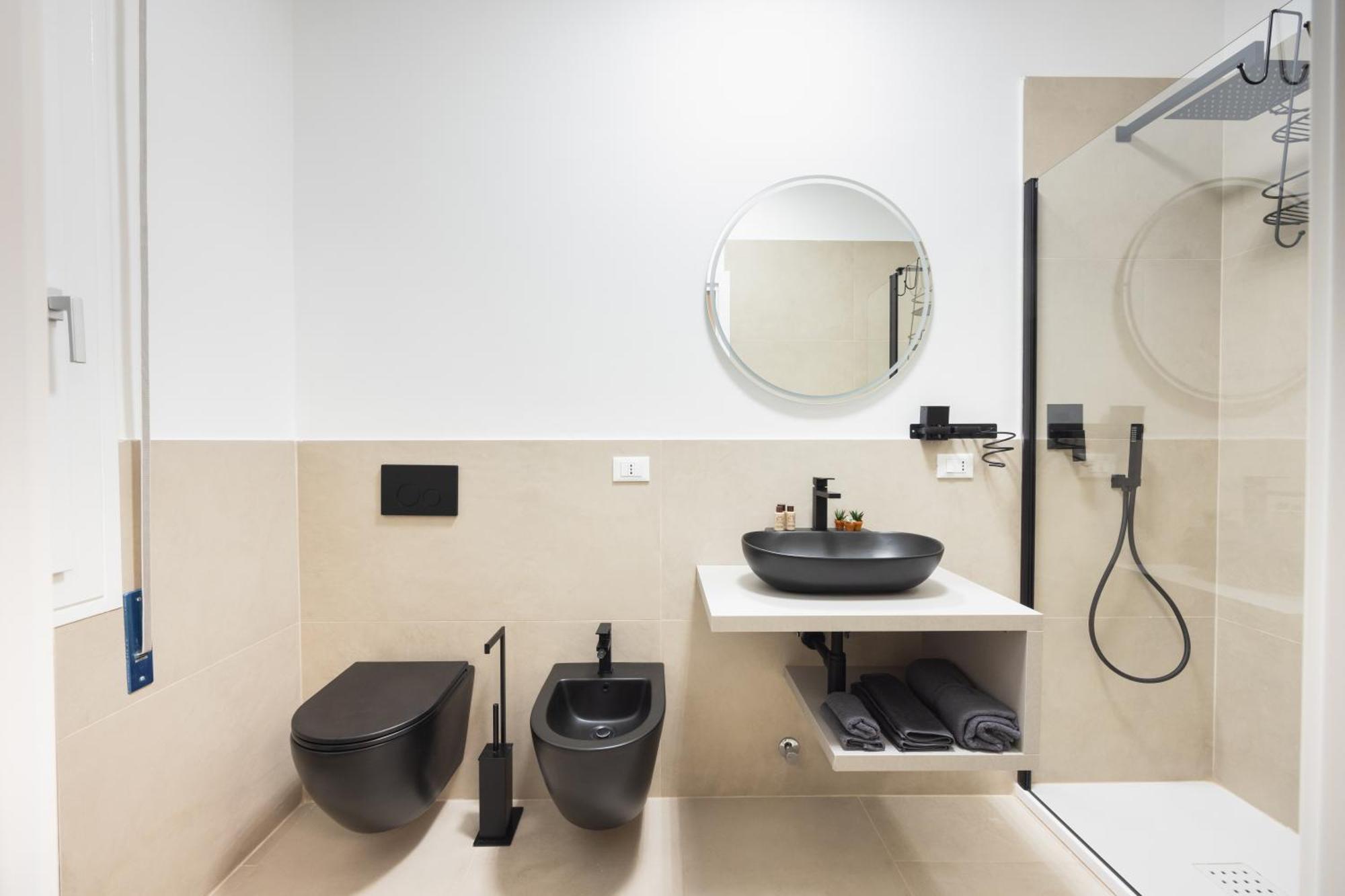 בולוניה Luxury Station Suite מראה חיצוני תמונה