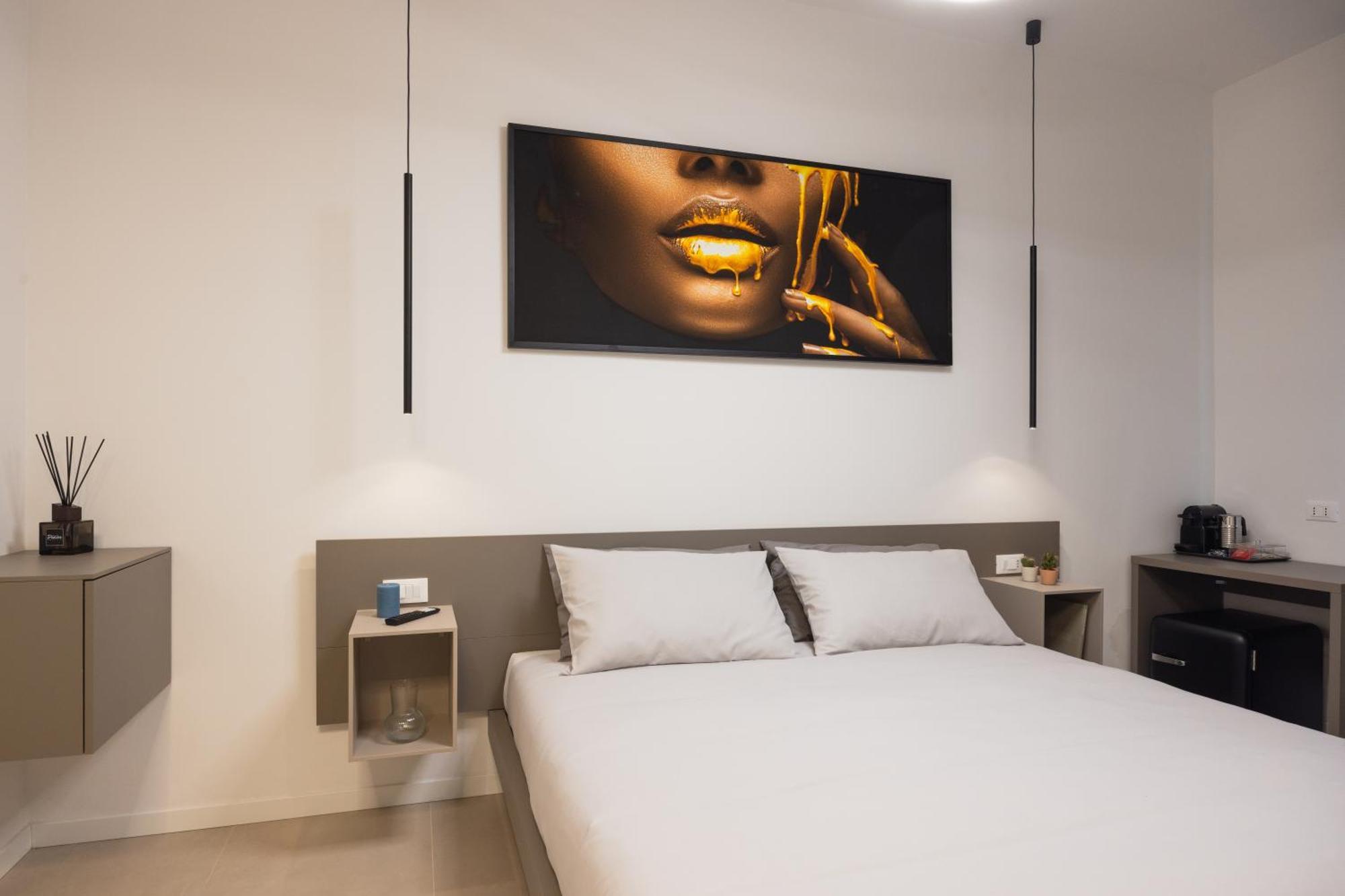 בולוניה Luxury Station Suite מראה חיצוני תמונה