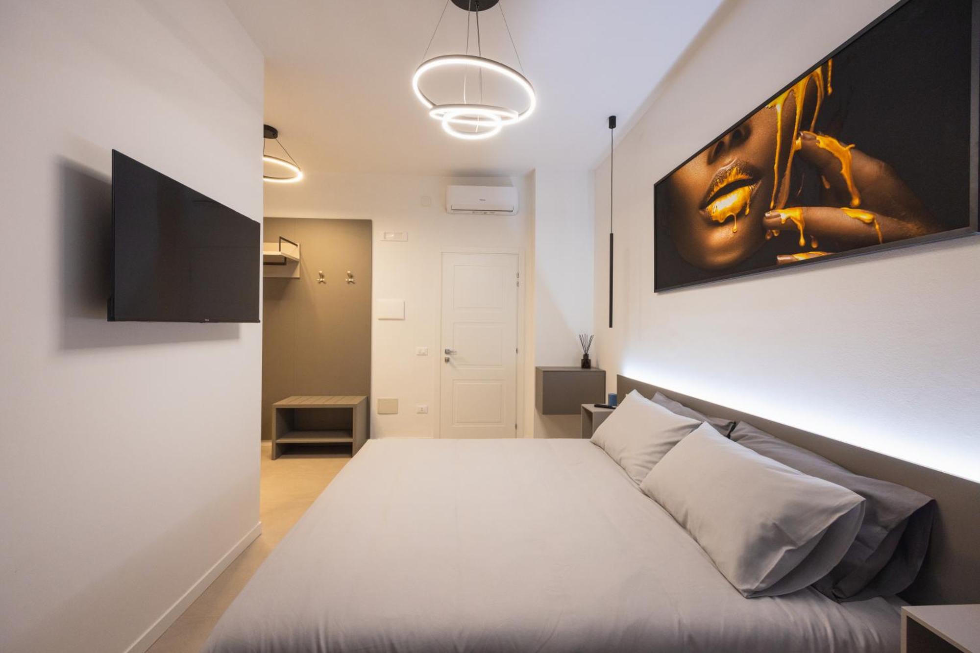בולוניה Luxury Station Suite מראה חיצוני תמונה