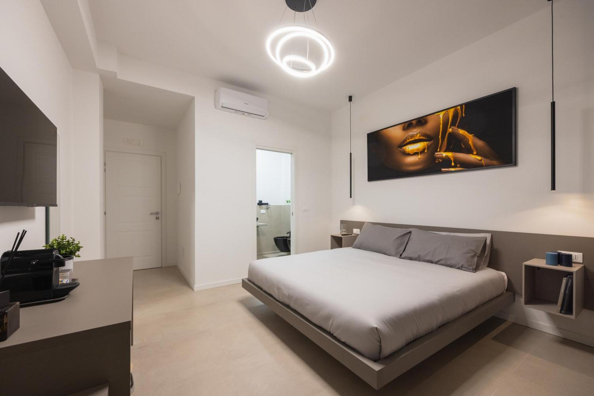בולוניה Luxury Station Suite מראה חיצוני תמונה