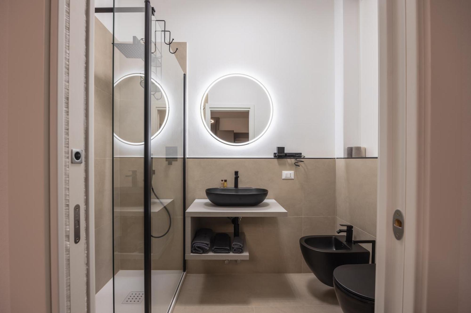 בולוניה Luxury Station Suite מראה חיצוני תמונה