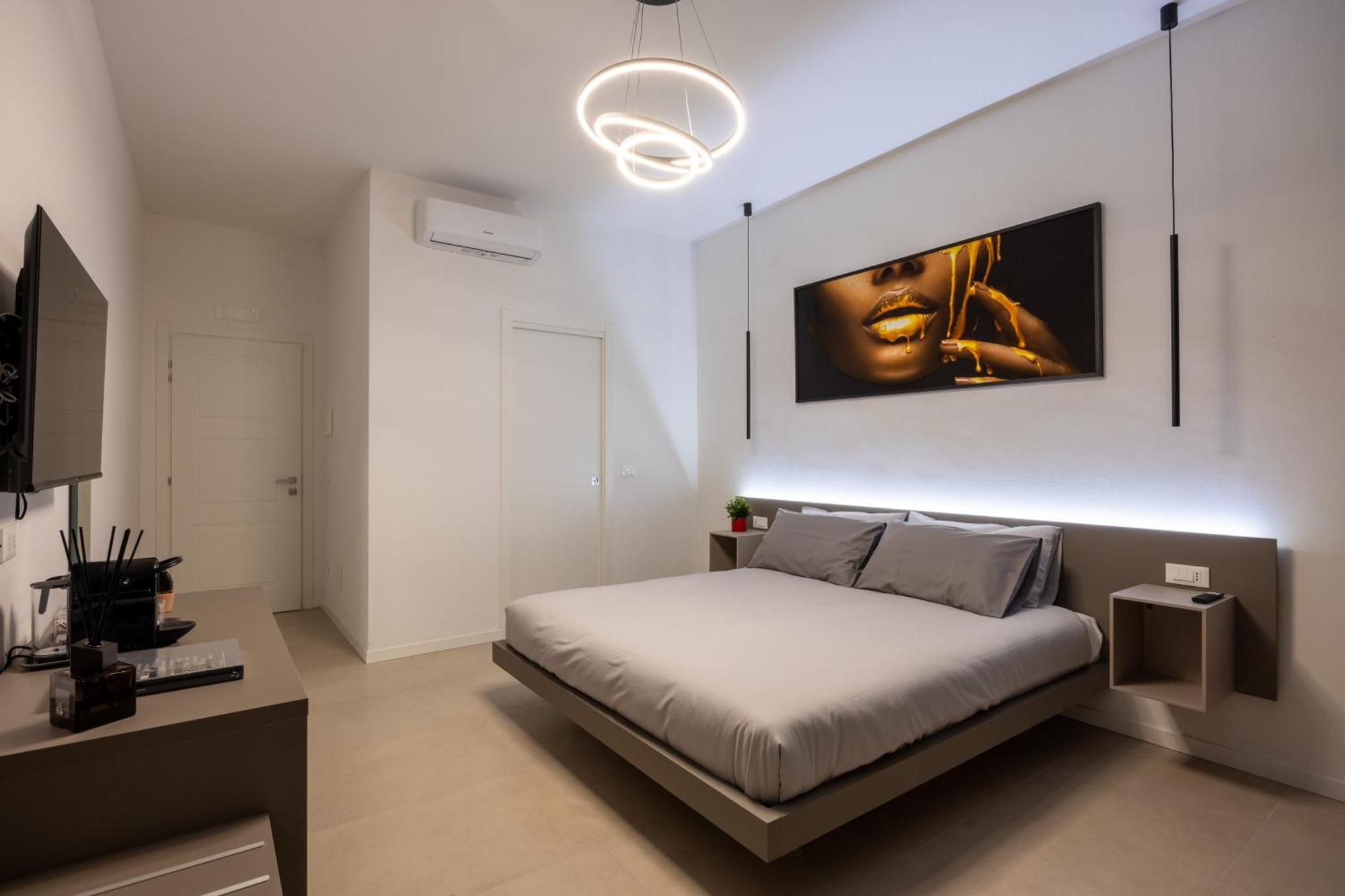 בולוניה Luxury Station Suite מראה חיצוני תמונה