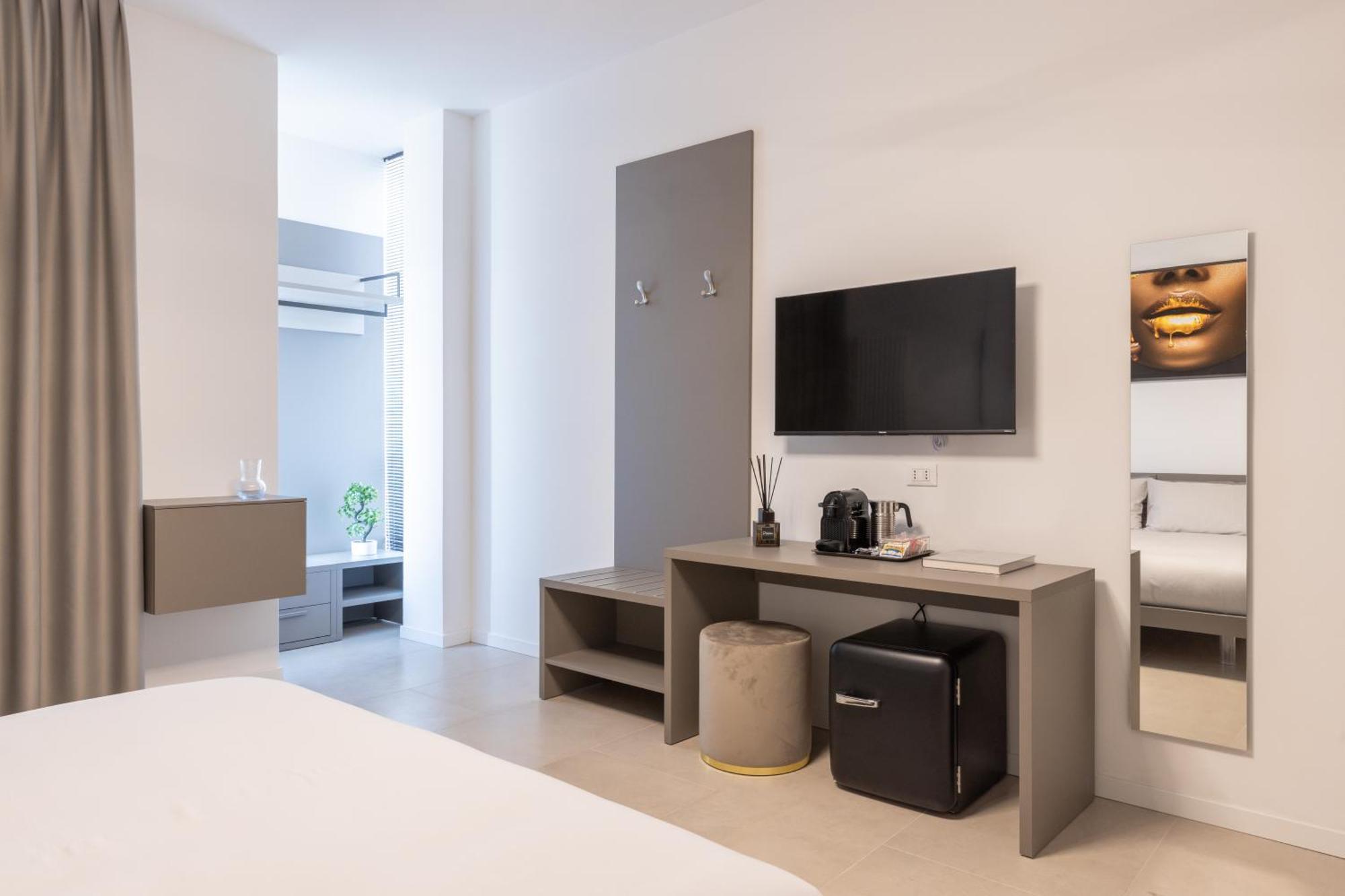 בולוניה Luxury Station Suite מראה חיצוני תמונה